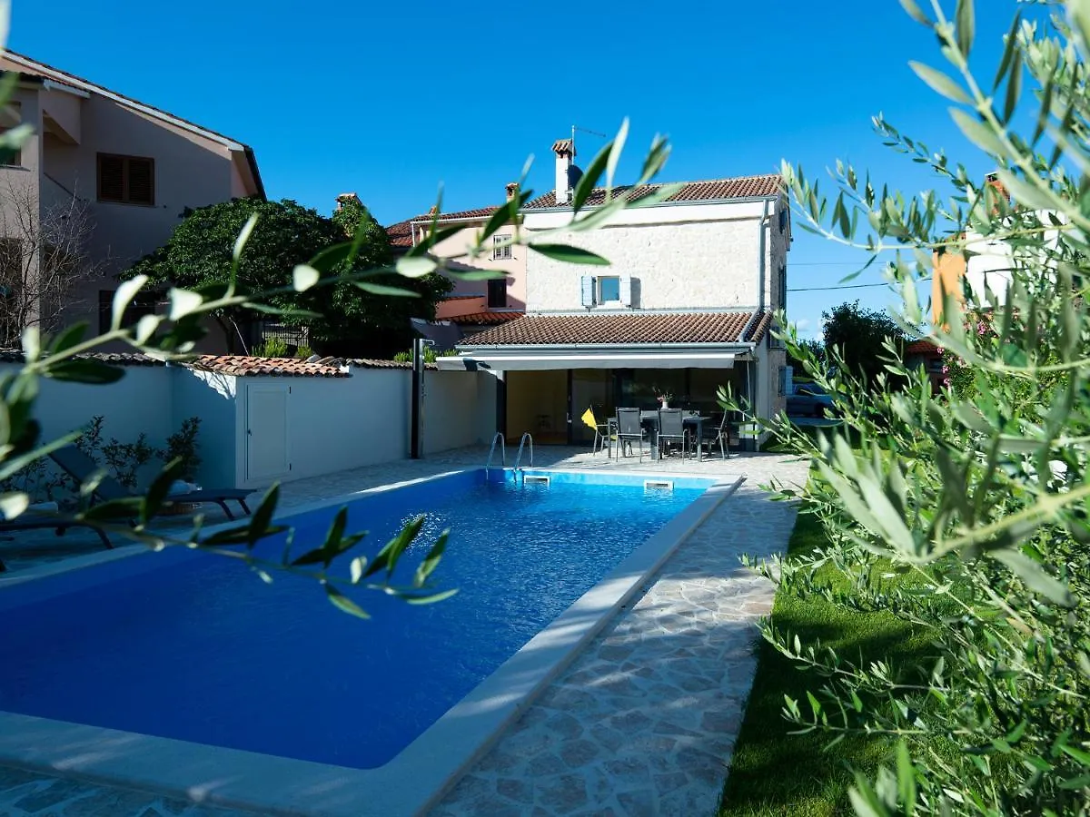 Casa Lampadina With Private Pool Villa Vizinada